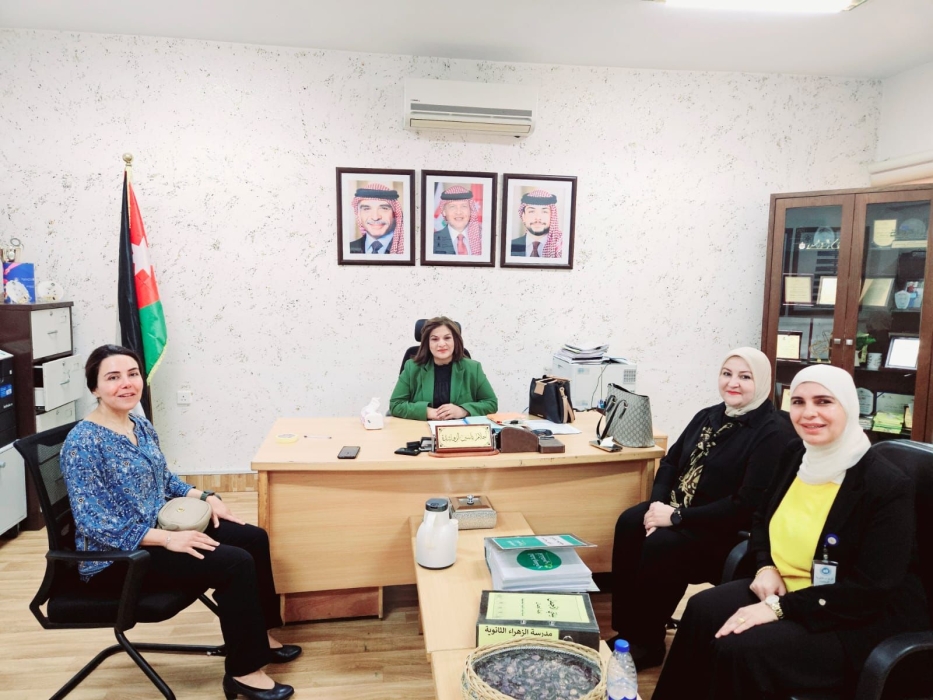 العجارمة تزور مدرسة الزهراء الثانوية المختلطة