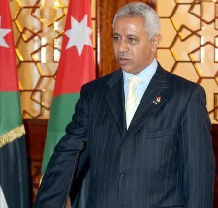 رئيس الوزراء ينعى وفاة  وزير الداخلية الأسبق عيد الفايز