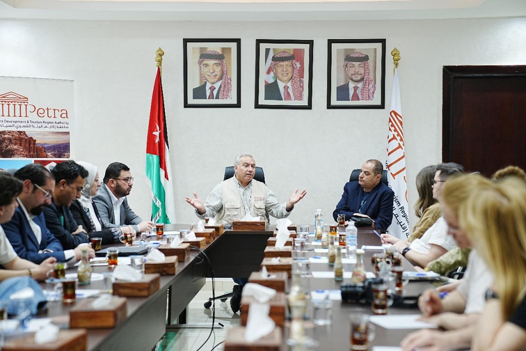 البريزات يستقبل وفدًا إعلاميًا بولنديًا للترويج السياحي للبترا