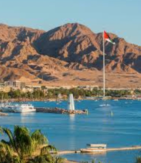 لتعزيز مكانة المدينة السياحية والاستثمارية.. اعتماد هوية العقبة الجديدة