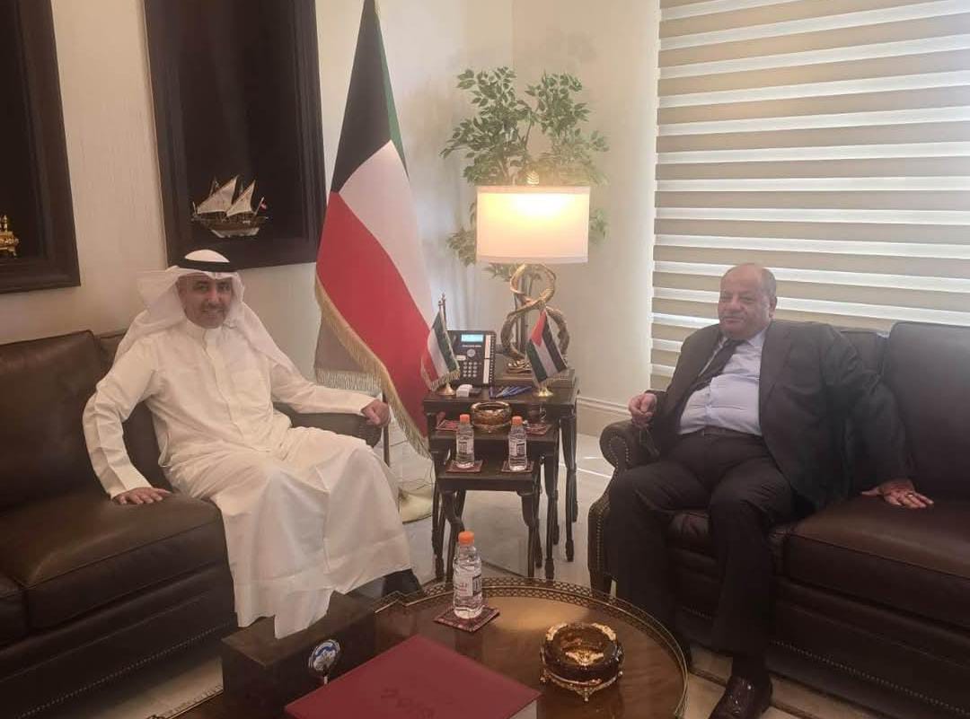 مدير مهرجان جرش يلتقي السفير الكويتي