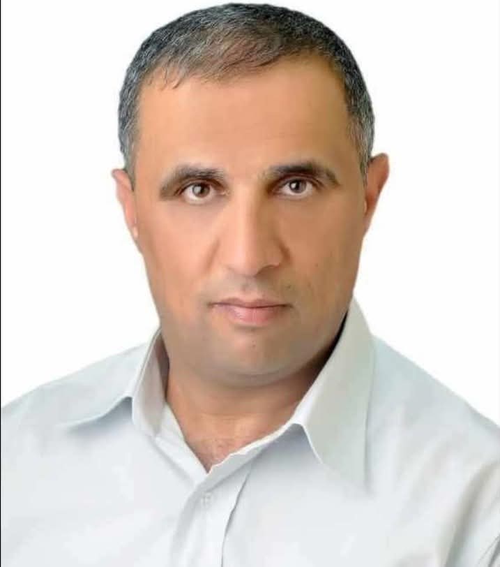 يهنئ ابناء سالم الجبور الدكتور عوض شطناوي بمناسبة الترتيب الأول في التقنيات الحيوية