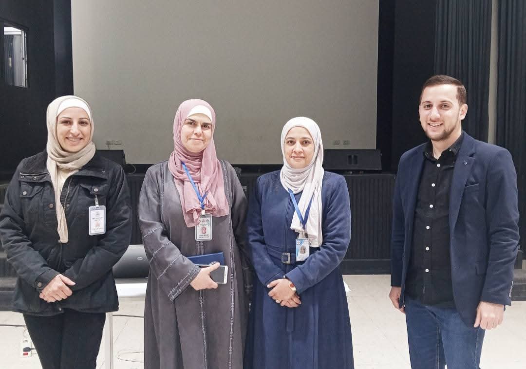 فريق لجنة إدارة المخاطر والأزمات في لواء الجامعة تشارك في الورشة التدريبية التوعوية تمرين درب الأمان .