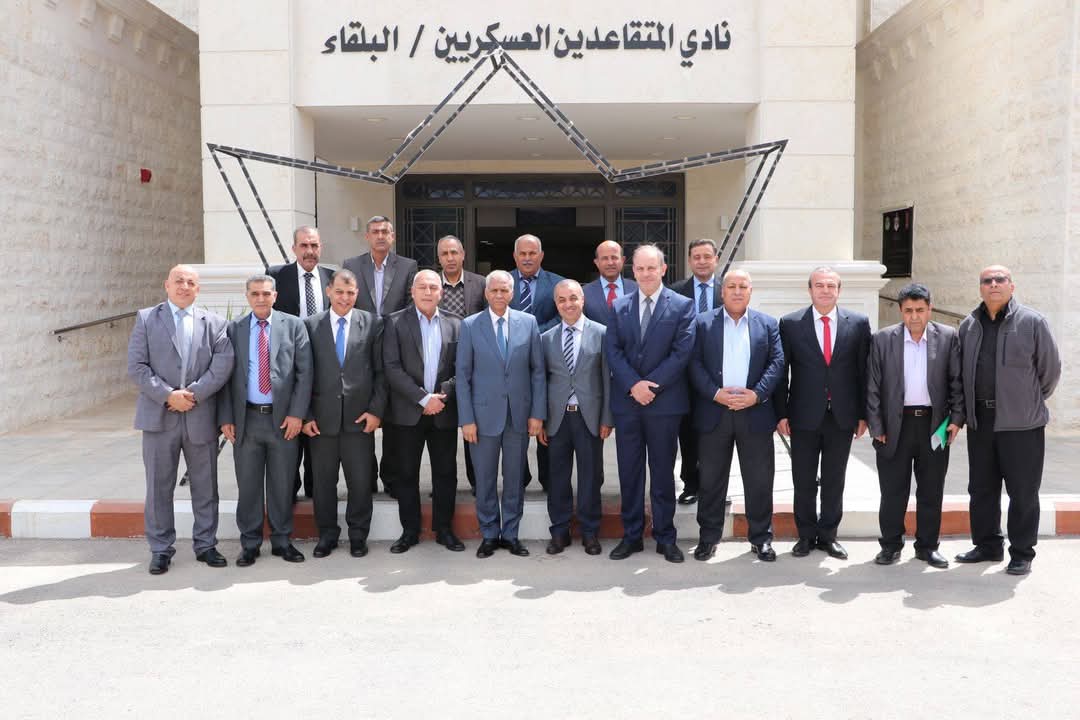 الرقاد: أندية المتقاعدين العسكريين صروح حضارية تليق برفاق السلاح