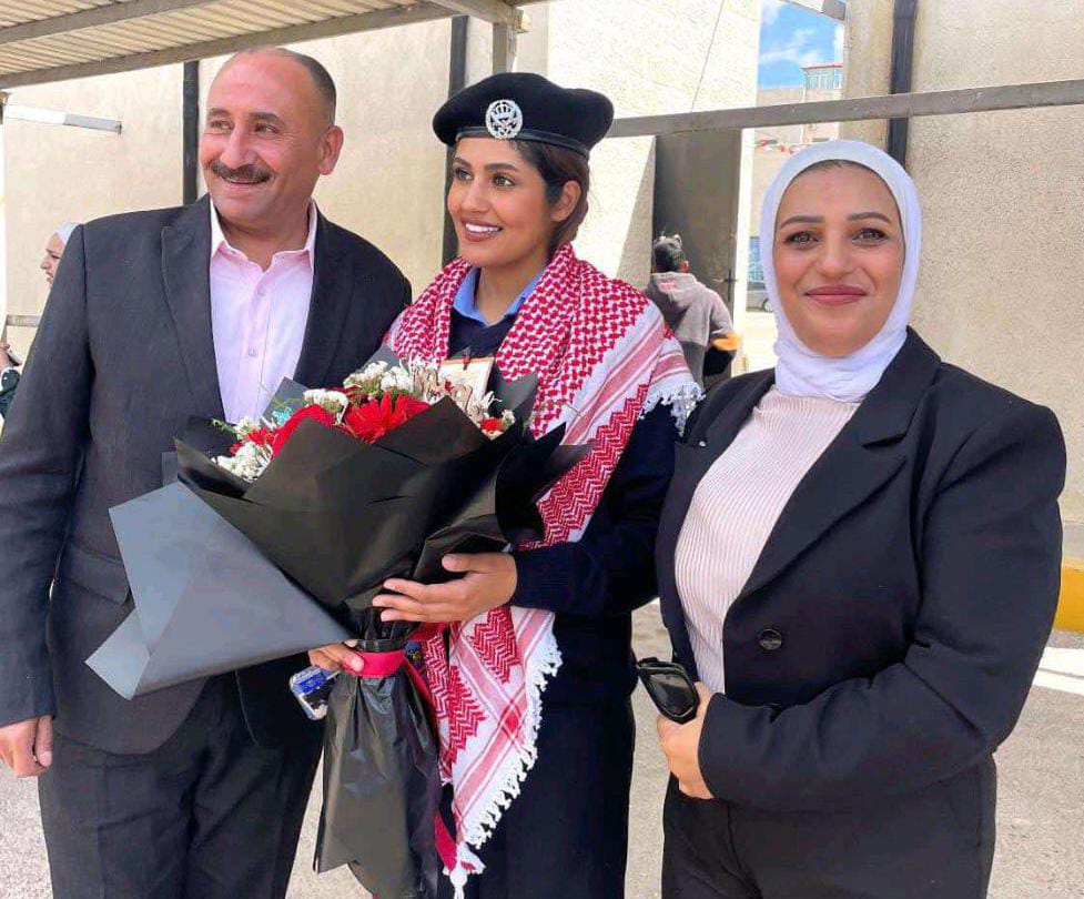 الجبور يهنئ سائد الحنيطي بتخرج ابنته رزان من معهد الأميرة بسمة للشرطة النسائية