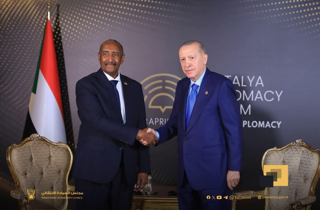 الرئيس التركي يؤكد وقوف بلاده إلى جانب الشعب والحكومة السودانية لتجاوز التحديات الراهنة