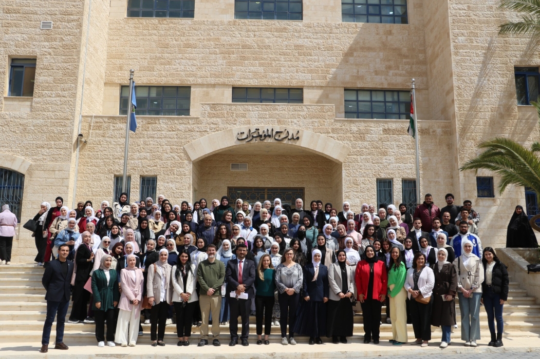 جامعة الزرقاء تنظم ورشة بعنوان اسمع صوتي