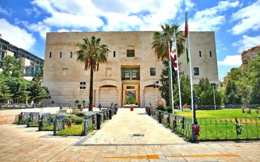 أمانة عمّان توضح معادلة احتساب الضريبة على العقارات