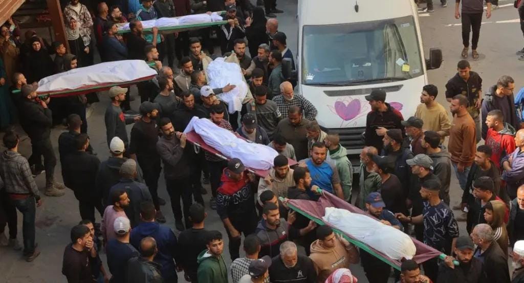 جيش اسرائيل يقصف مستشفى المعمداني شمال غزة للمرة الثالثة في ظل انهيار النظام الصحي