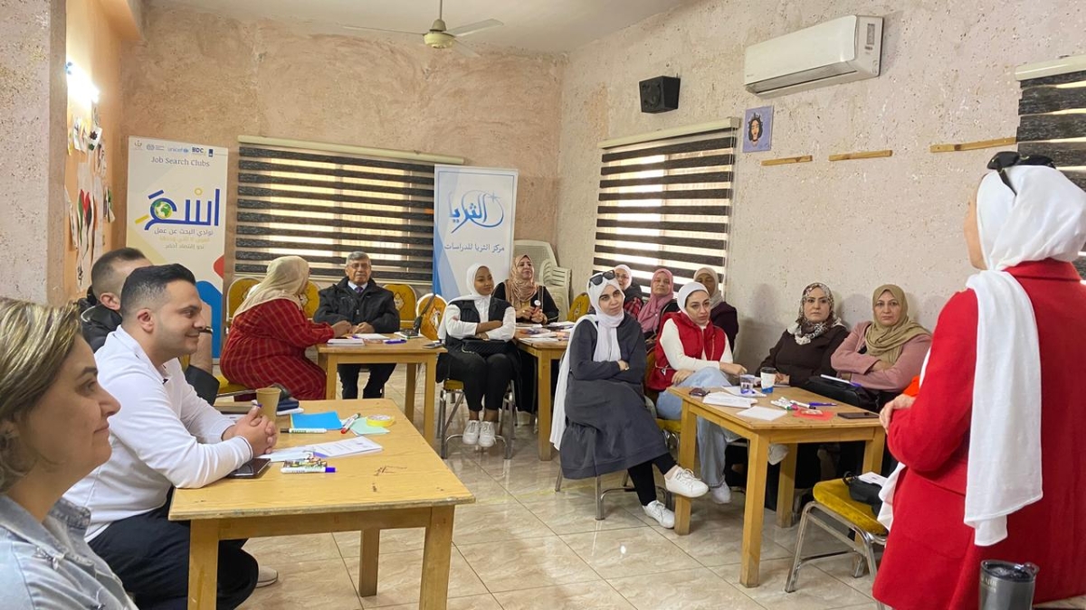 دورة تدريبية في مركز شابات جرش لتعزيز مشاركة المرأة والشباب في مجال الأمن والسلام