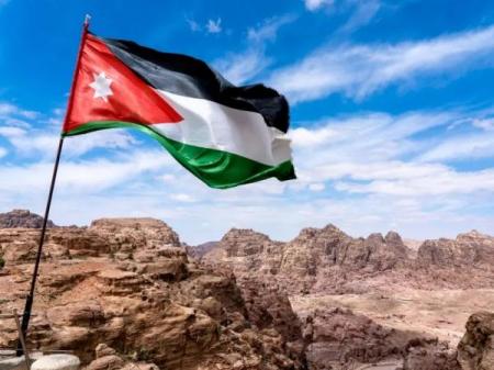 كنعان: العلم الأردني عنوان التضحيات والنهج المدافع عن الوطن