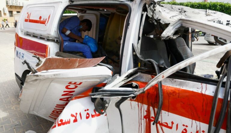 تشريح جثامين “مسعفي غزة” يكشف تفاصيل جديدة عن الحادثة