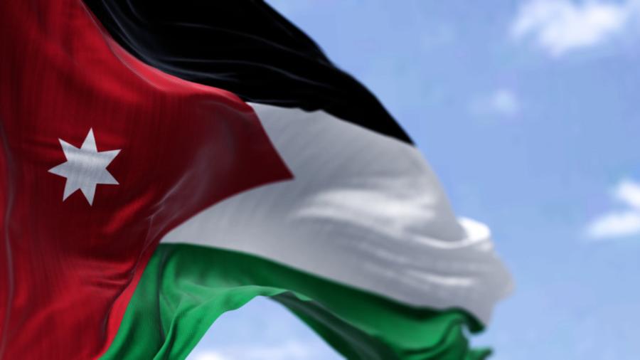 مواصفات العلم وفقا للدستور الأردني