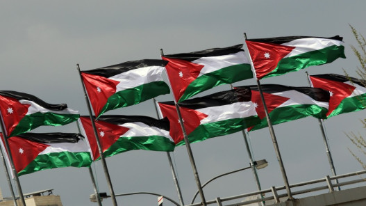 رفع العَلم في محافظات المملكة احتفالا باليوم الوطني للعلم الأردني
