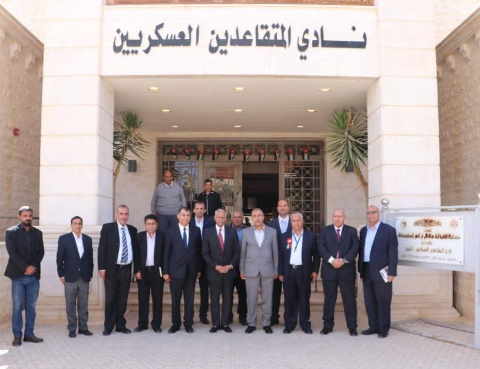 الرقاد يزور محافظة المفرق ويؤكد: المؤسسة وجدت لخدمة رفاق السلاح...صور