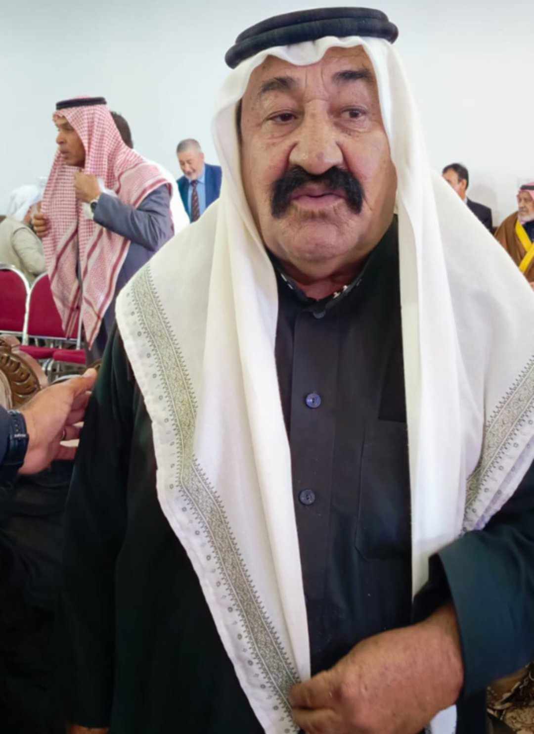 الشيخ منصور العقيلي في يوم العلم: العلم الأردني رمز العزة والسيادة والوحدة الوطنية