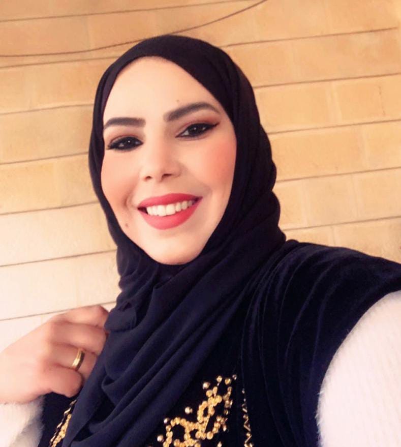 أرفع لها    عقالي  وأرسل    سلامي ....الإعلامية أميمه الجبور