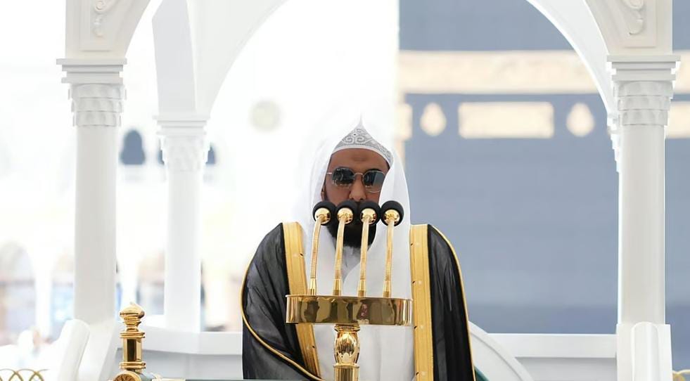 الشيخ الجهني من المسجد الحرام: تزوّدوا للعمل لما بعد الموت واعتبروا بسكراته