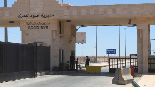 أكثر من 26 ألف شخص دخلوا الأردن يوميا العام الماضي.. أغلبهم برا
