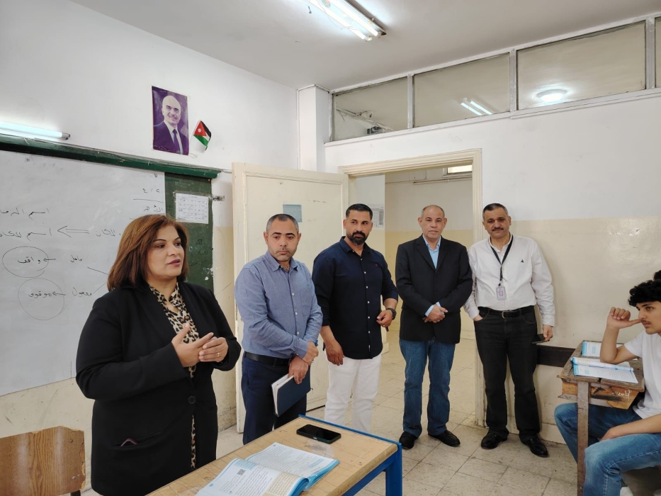 العجارمة تتفقد جاهزية قاعات مراكز امتحان الثانوية العامة للعام 2025  الامتحان العام