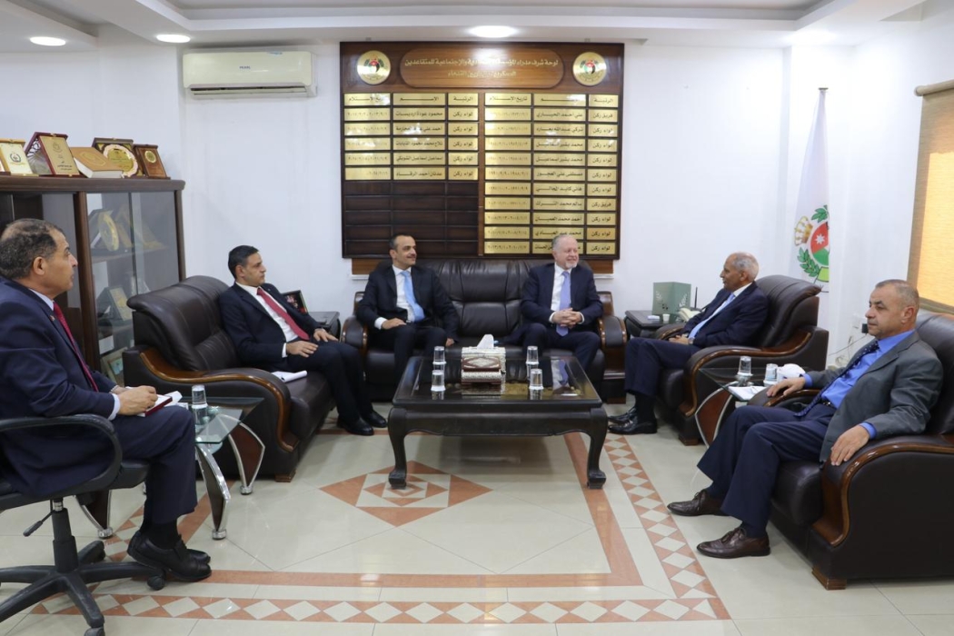 الرقاد يستقبل مدير صندوق الإئتمان العسكري لبحث آفاق التعاون المشترك