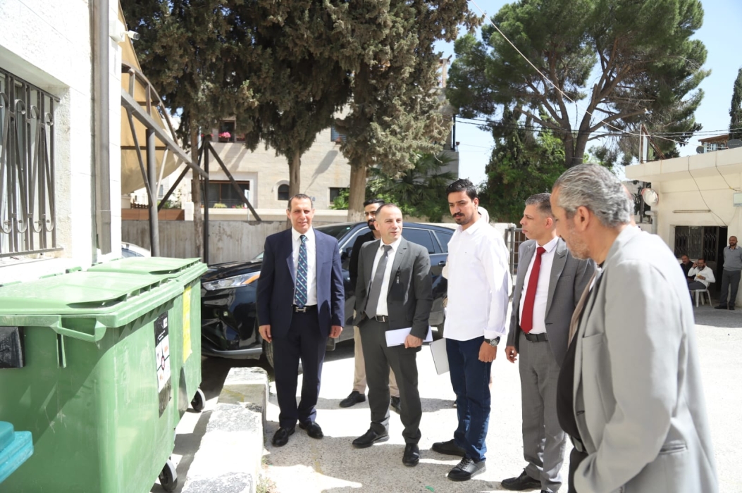 أمانة عمان تفتتح مشروع فرز النفايات في دائرة تنمية أموال الأوقاف
