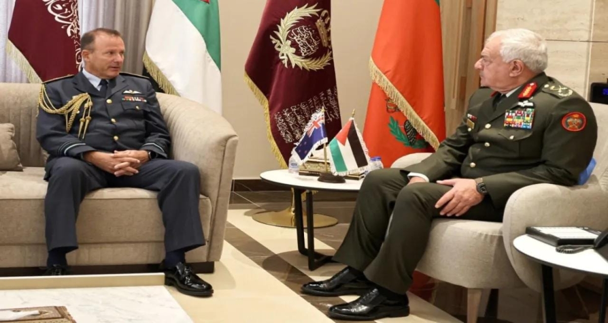 رئيس هيئة الأركان المشتركة يستقبل قائد قوة دفاع نيوزلندا...صور