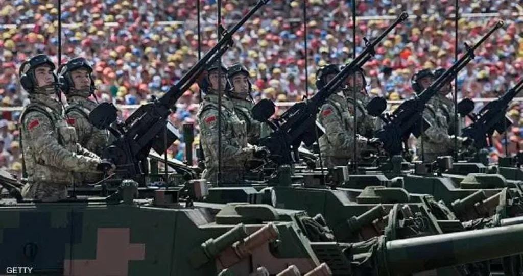 تصعيد جديد في بحر الصين الجنوبي.. فرقاطة فلبينية تثير غضب بكين