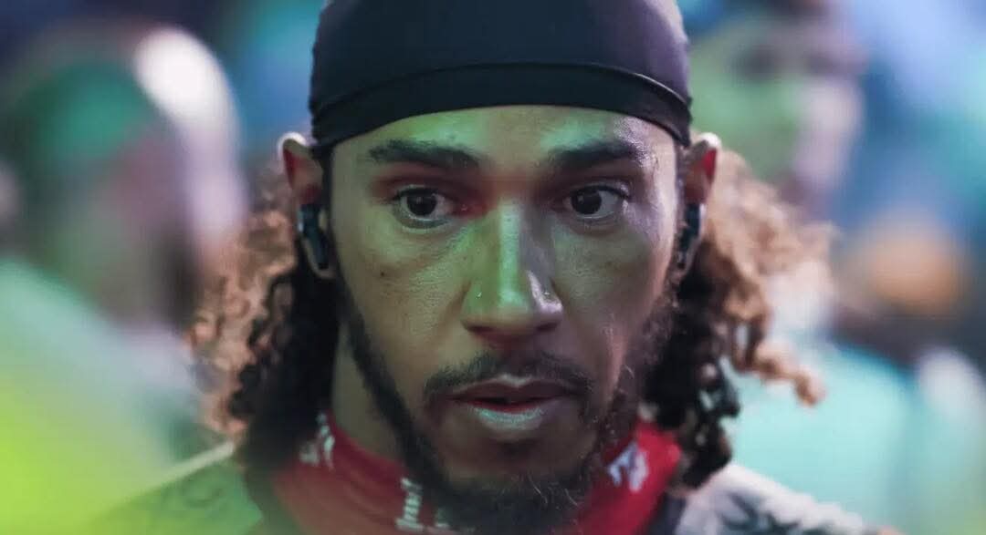 هاميلتون يُلغي عطلتَه بعد سباق السعودية