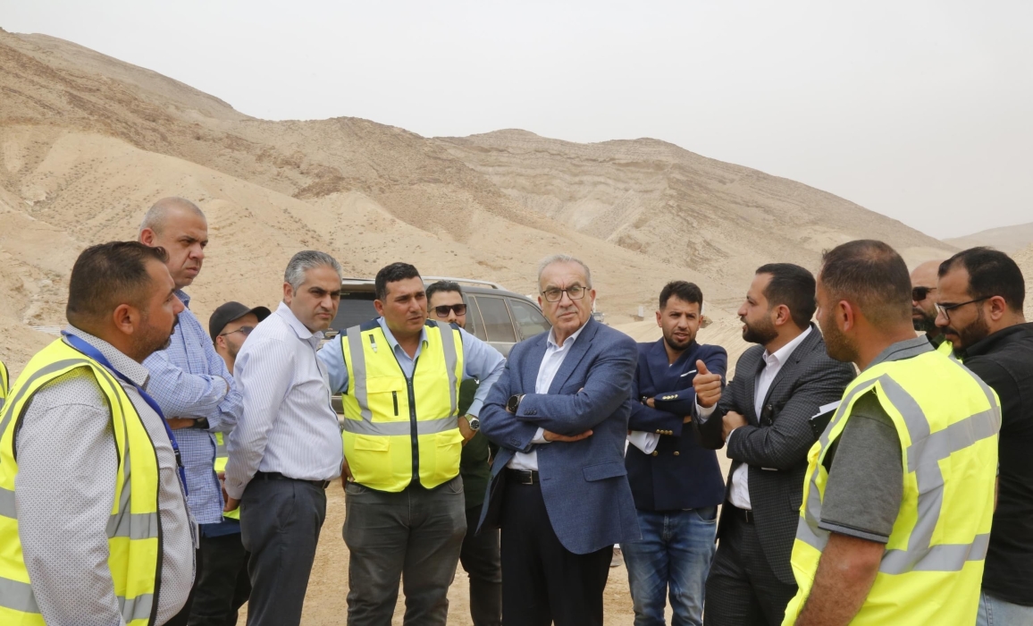 وزير الأشغال يتفقد عددا من المشاريع في محافظة الكرك