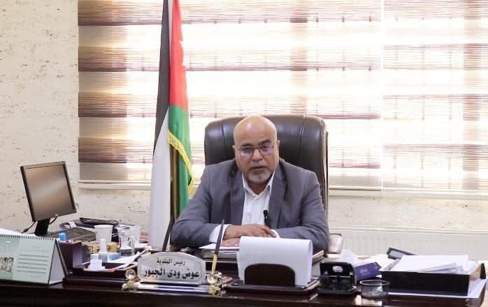 رئيس بلدية الموقر يعلن نيته الاستقالة: مغادرة شامخة وولاء باقٍ للوطن والقيادة