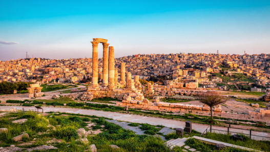 انطلاق أولى رحلات برنامج أردننا جنة 2025