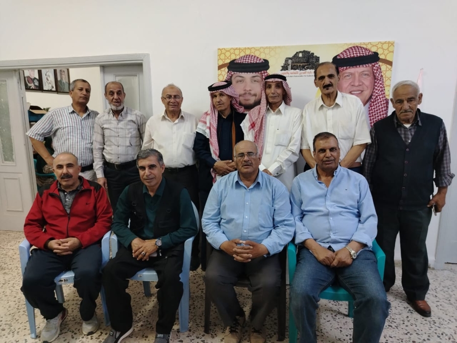 منتدى دارة الفدين للثقافة والفنون ينظم وقفة تضامنية تأييدًا  لمواقف الملك تجاه القضية الفلسطينية