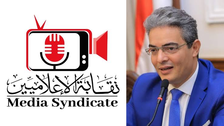 نقيب الإعلاميين مهنئًا الرئيس السيسي بذكرى تحرير سيناء:يمثل في وجدان كل مصري رمزًا عظيمًا