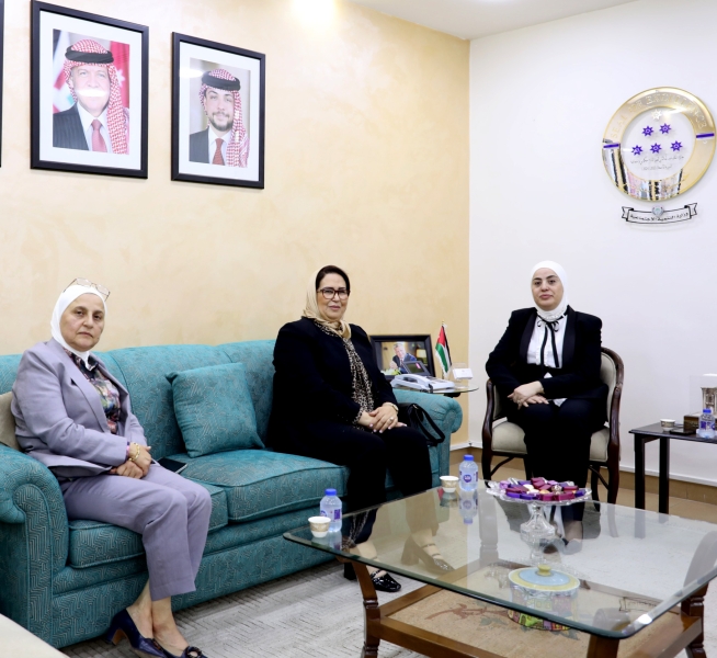 بني مصطفى تبحث مع نائبة رئيس اللجنة الاجتماعية في البرلمان العربي التعاون المشترك