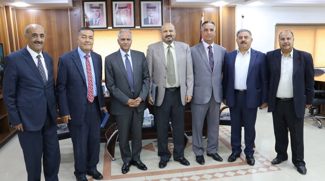 مدير عام المتقاعدين العسكريين يستقبل رئيس وعدد من اعضاء  ملتقى رفاق السلاح