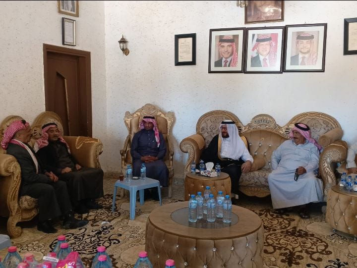 العين سلطان الجازي يستقبل الشيخ حسين الراشد الدليم وشيوخ ووجهاء من سوريا.