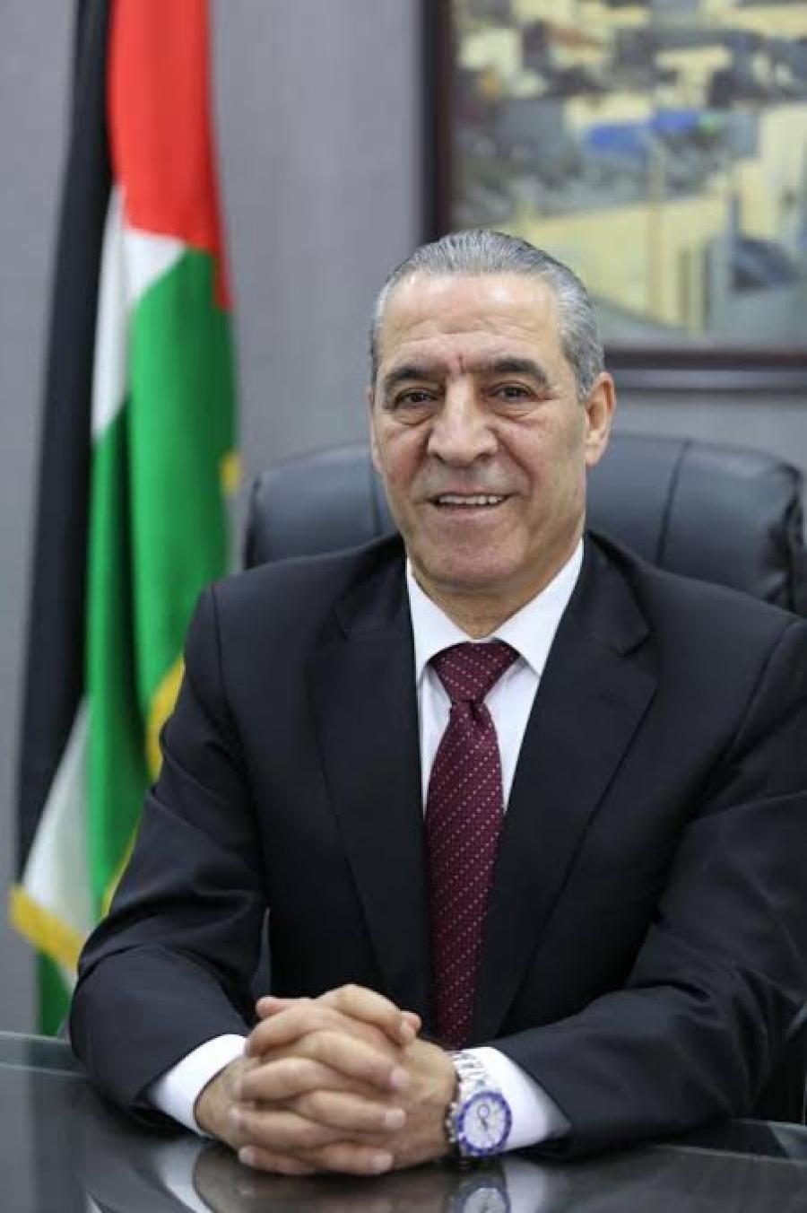 بعد تعيينه نائباً لرئيس منظمة التحرير ودولة فلسطين .. من هو حسين الشيخ؟