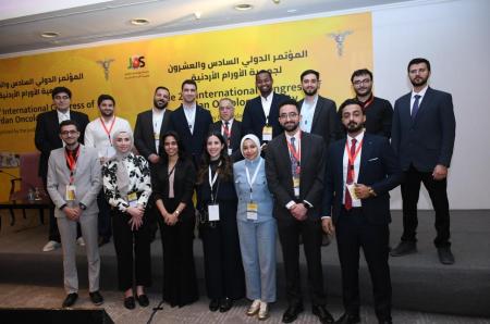 مستشفى الملك المؤسس يعرض 4 حالات في مؤتمر الأورام