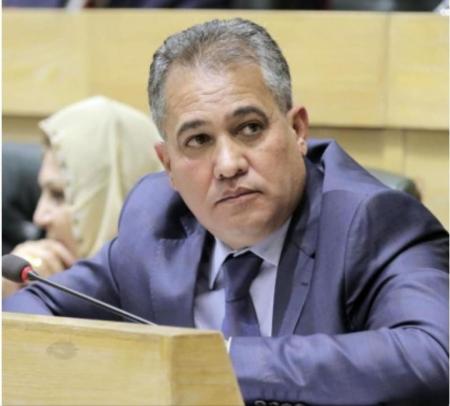 الهميسات يسأل الحكومة عن تعيينات في مركز تطوير المناهج