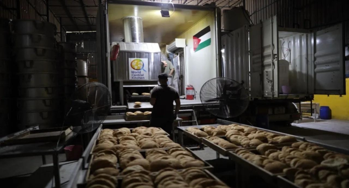 المطبخ العالمي: المخبز الأردني المتنقل في غزة يعمل 19 ساعة يوميا