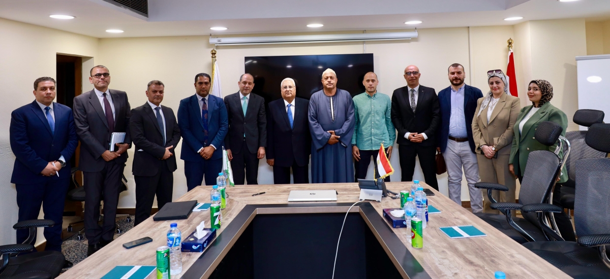 البنك الزراعي المصري يوقع بروتوكول تعاون لتمويل صغار المربين لشراء رؤوس الماشية المحسنة وراثياً بعائد 5  ولمدة 5 سنوات