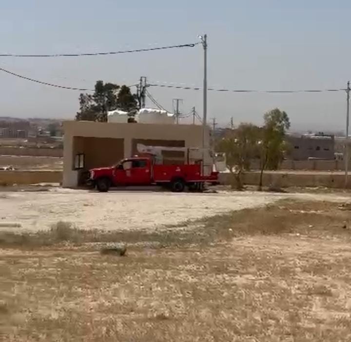 بلدية لواء الموقر تنير مقبرة النقيرة بجهود عضو المنطقة نايل الجبور  صور