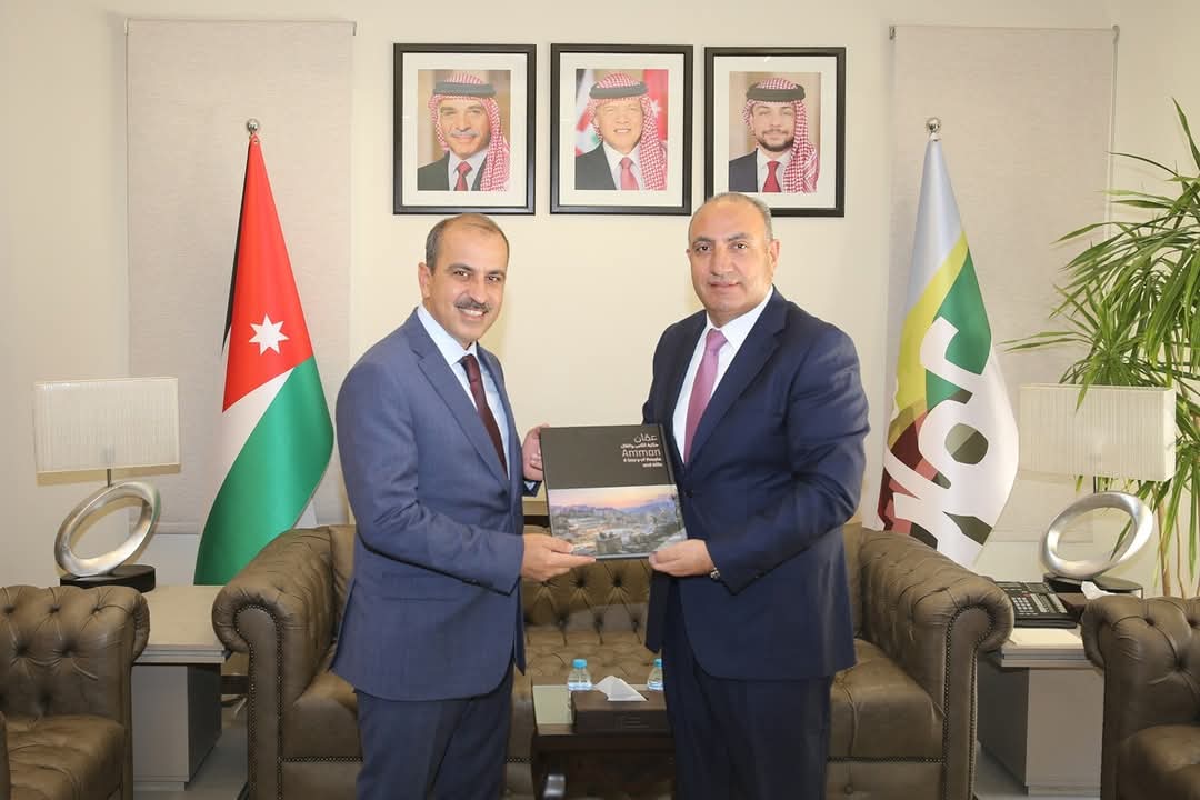امين عمان يلتقي السفير التركي ويبحث معه سبل تعزيز التعاون