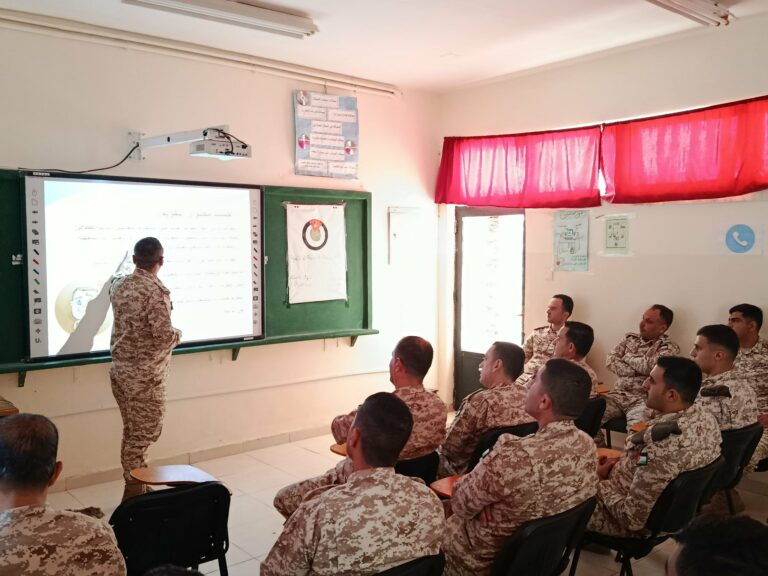إطلاق ورشات تدريبية لتعزيز منظومة الإشراف التربوي في “الثقافة العسكرية”