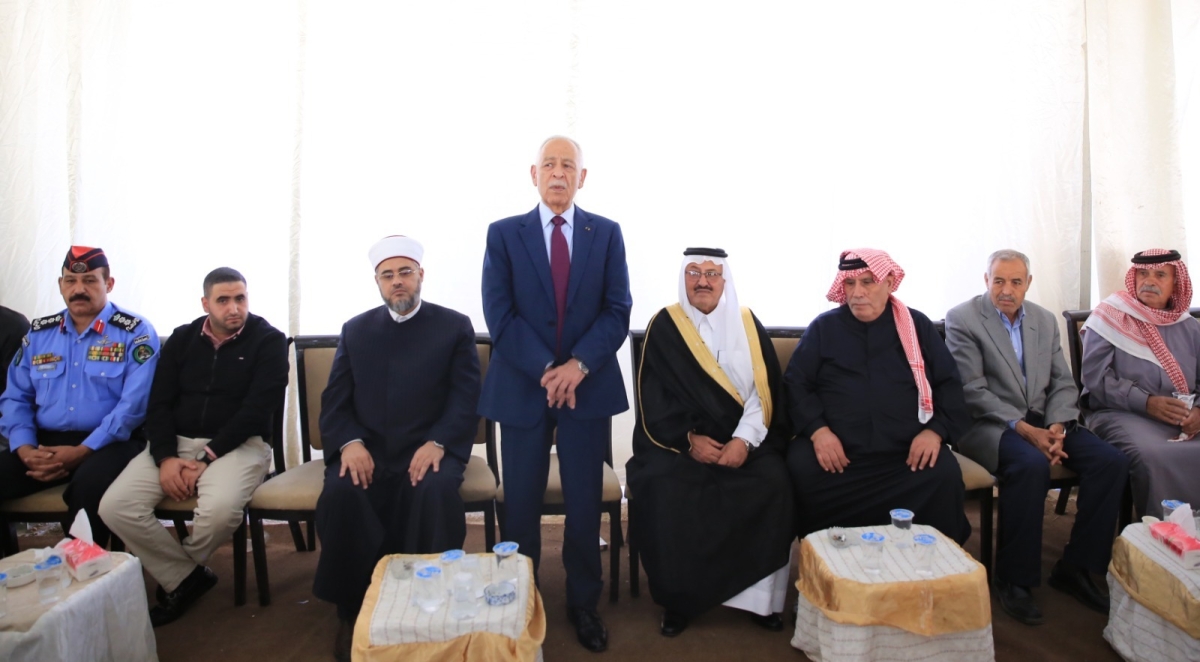 مندوبا عن الملك وولي العهد...العيسوي يعزي الشهوان والعمري وآل هلال....صور