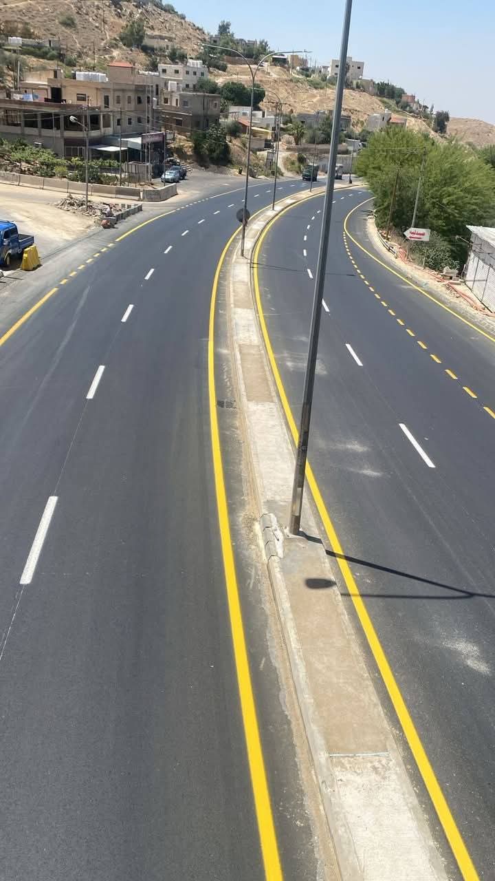 الأشغال تنهي أعمال مشروع تصريف مياه الينابيع في منطقة العدسية