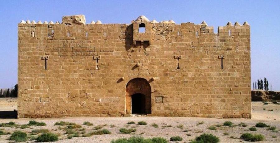 الموافقة على اعتبار قلعة القطرانة موقعًا سياحيًا