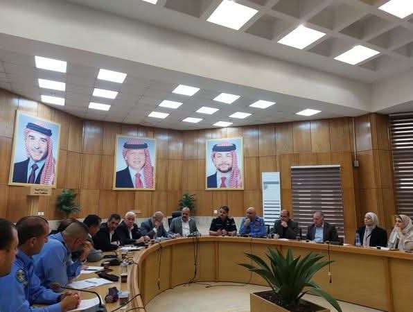 السلامة المرورية: إجراءات فورية للحد من الحوادث على شارع البتراء بإربد