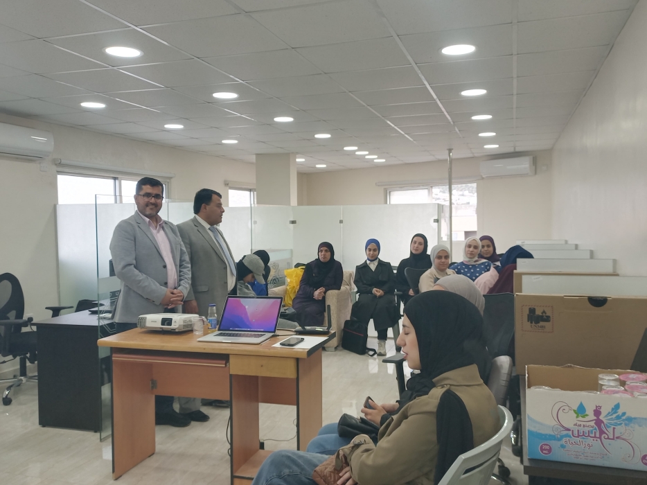 مواصلة فعاليات برنامج التجارة الإلكترونية في جرش